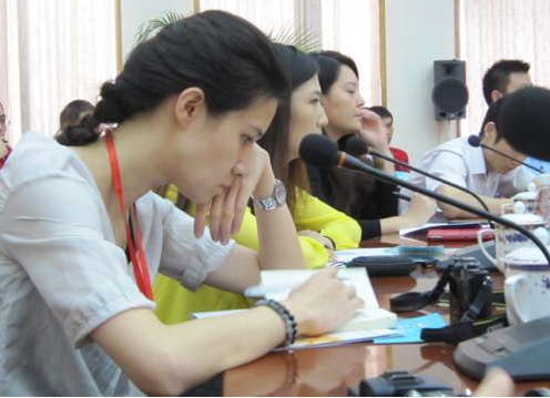 “蘭考縣召開縣委人大政協(xié)從業(yè)會議”